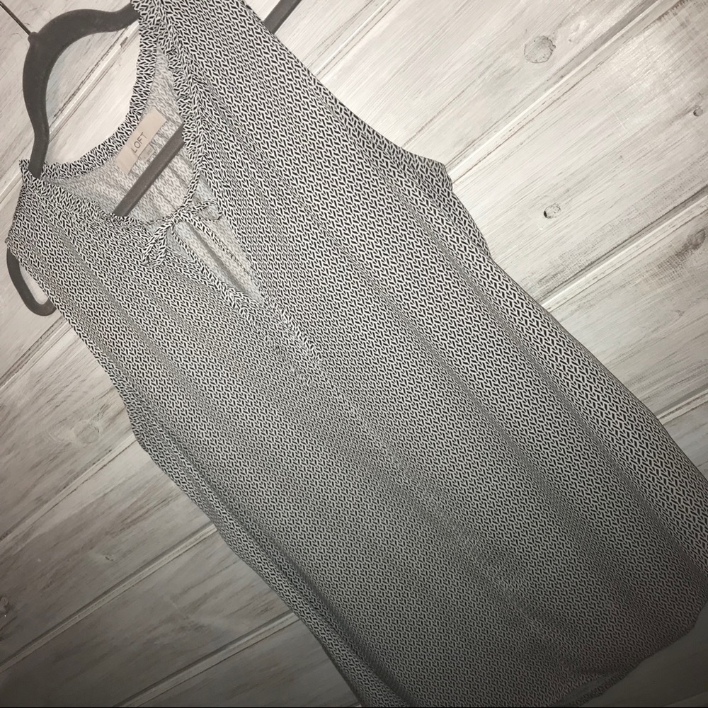 LOFT patterned shell with tie